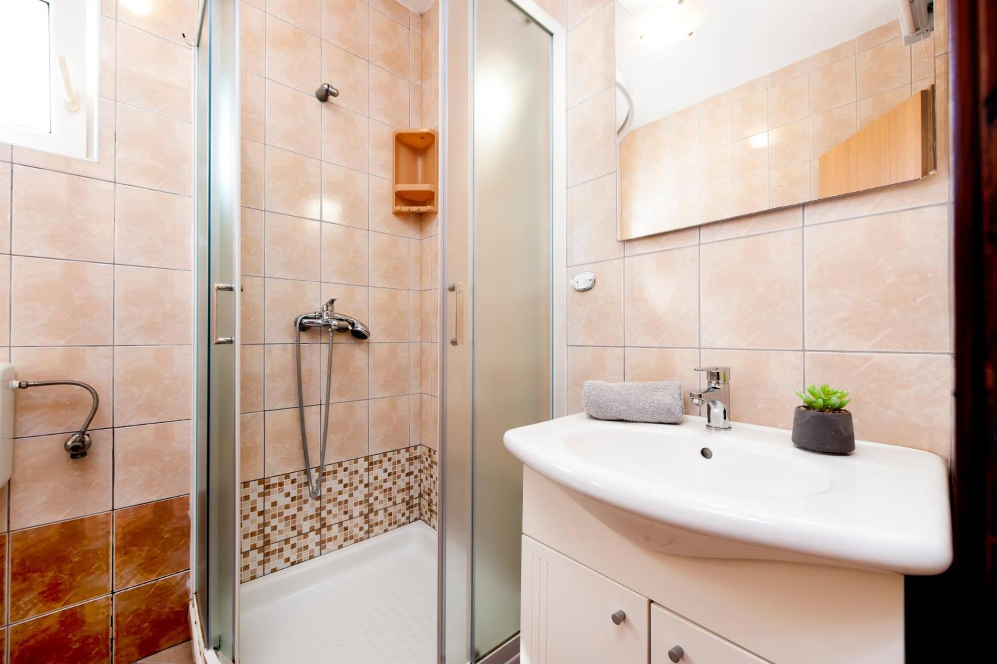 Apartmani Sara-Andrea Rovinj Ngoại thất bức ảnh